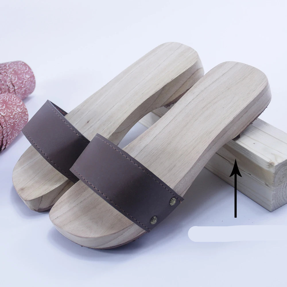 Geta japonaise traditionnelles femme