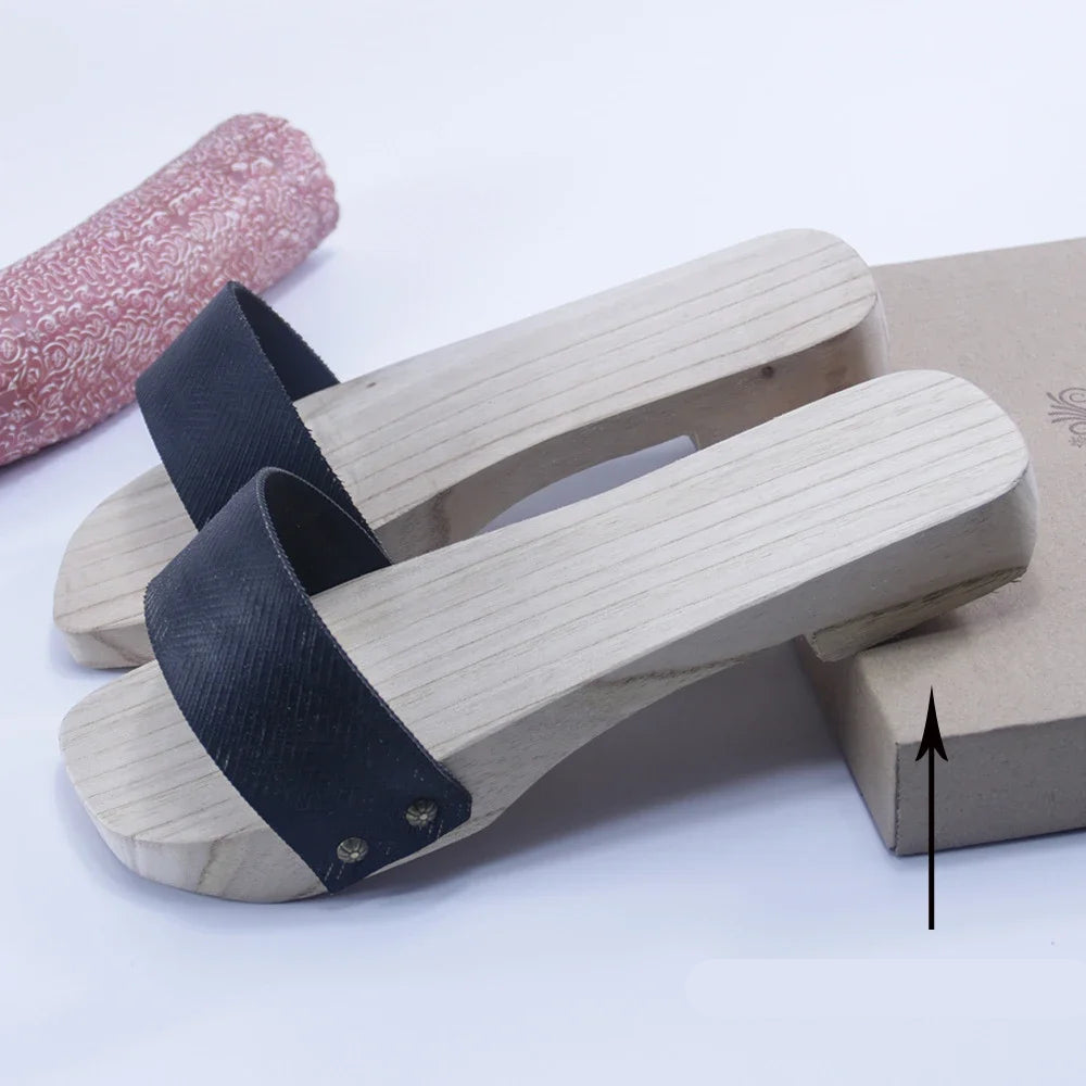 Geta japonaise traditionnelles femme