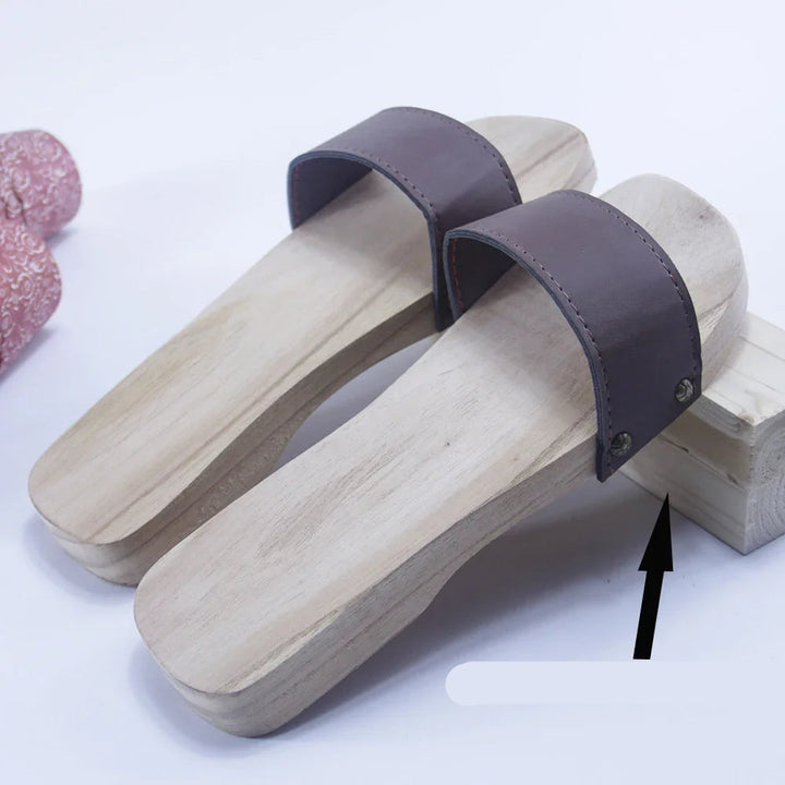 Geta japonaise traditionnelles femme