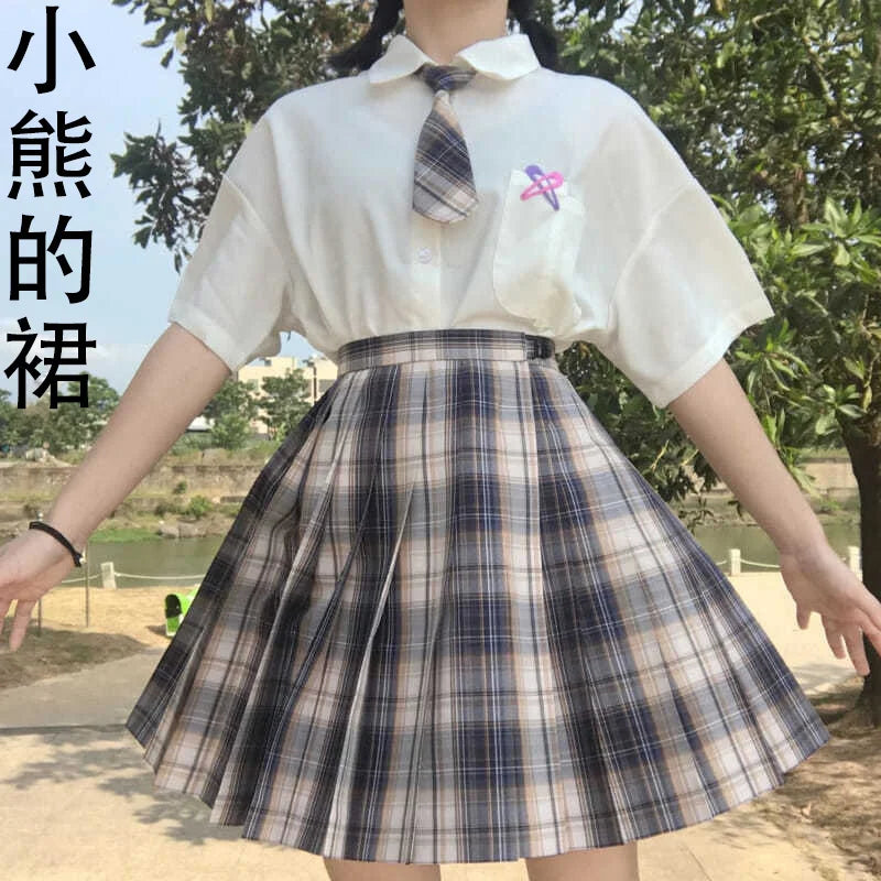 Mini jupe japonaise plissée à carreaux