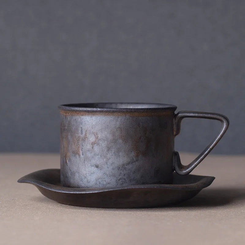 Tasse à café japonaise à plateau