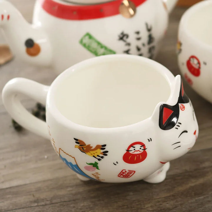 Japanese Lucky Cat Tea Set