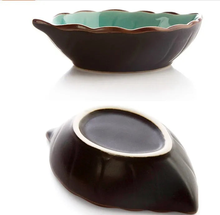 Japanese leaf-shaped bowl