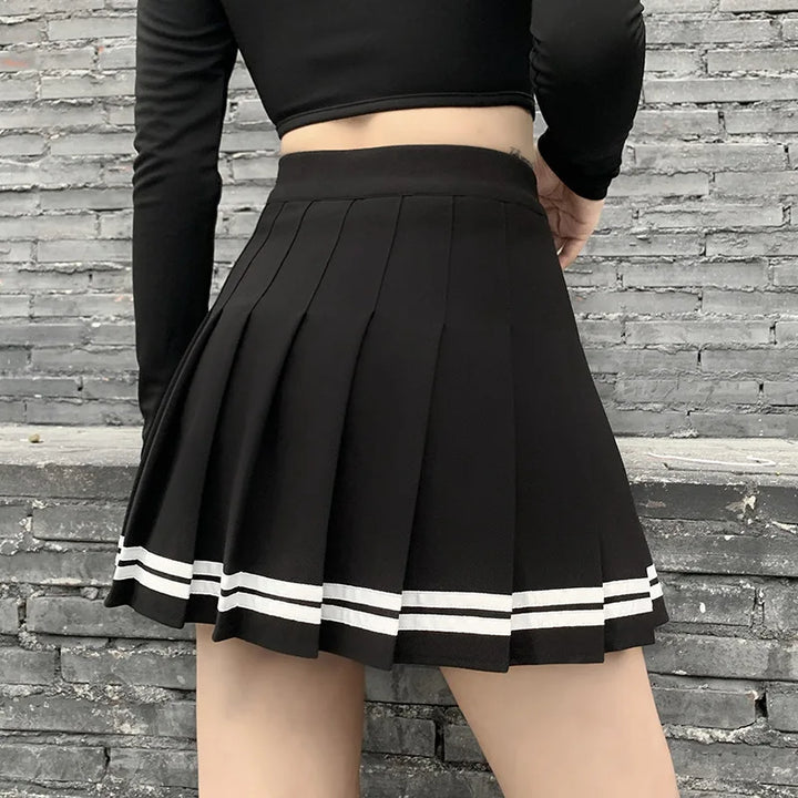 Jupe plissée japonaise noire