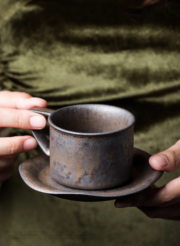 Tasse à café japonaise à plateau