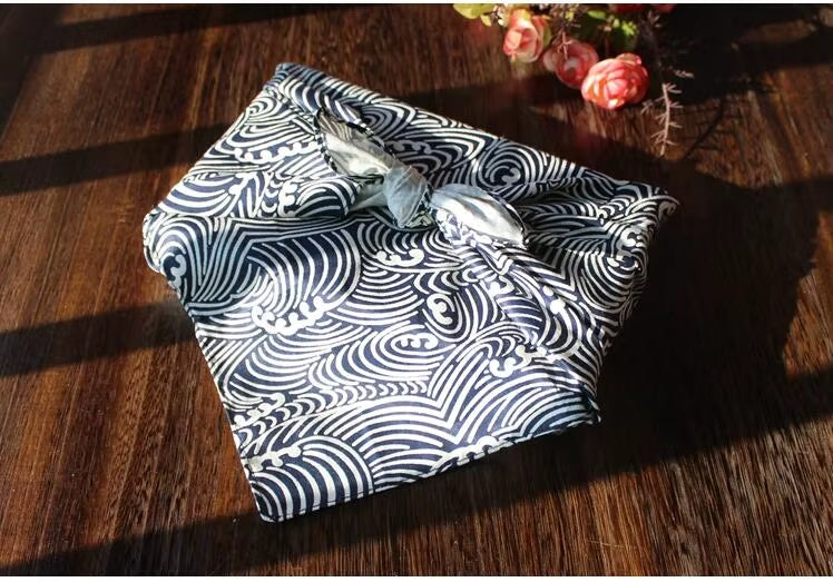 Furoshiki Waves of Kanagawa