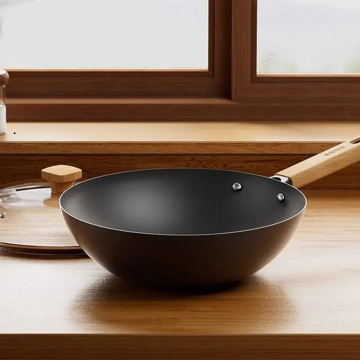 Wok Japonais Profond sur Table