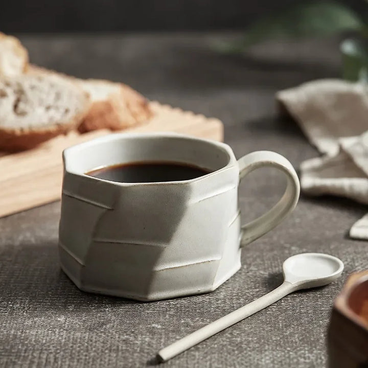 Tasse japonaise épurée moderne