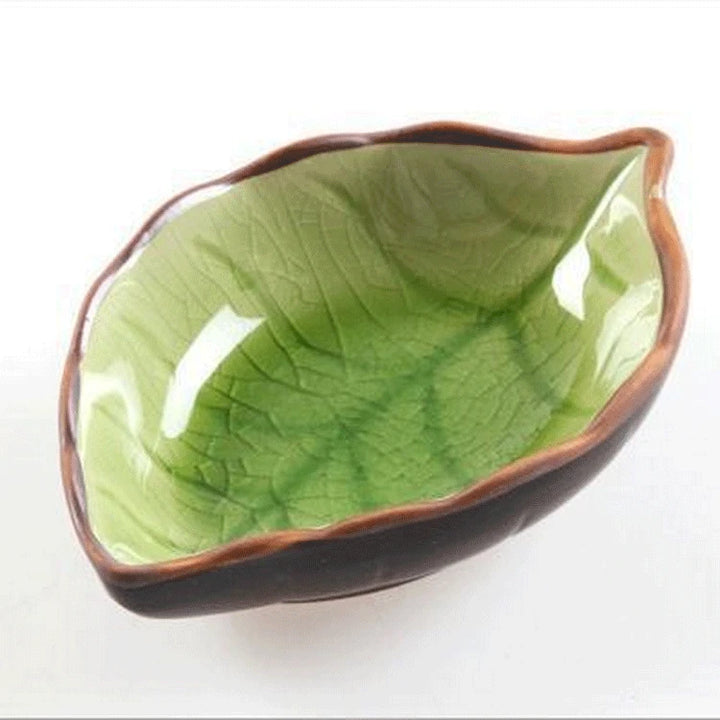 Japanese leaf-shaped bowl