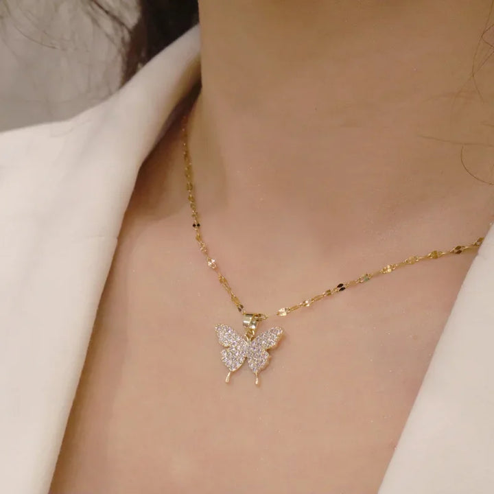 Collier en cristal papillon japonais