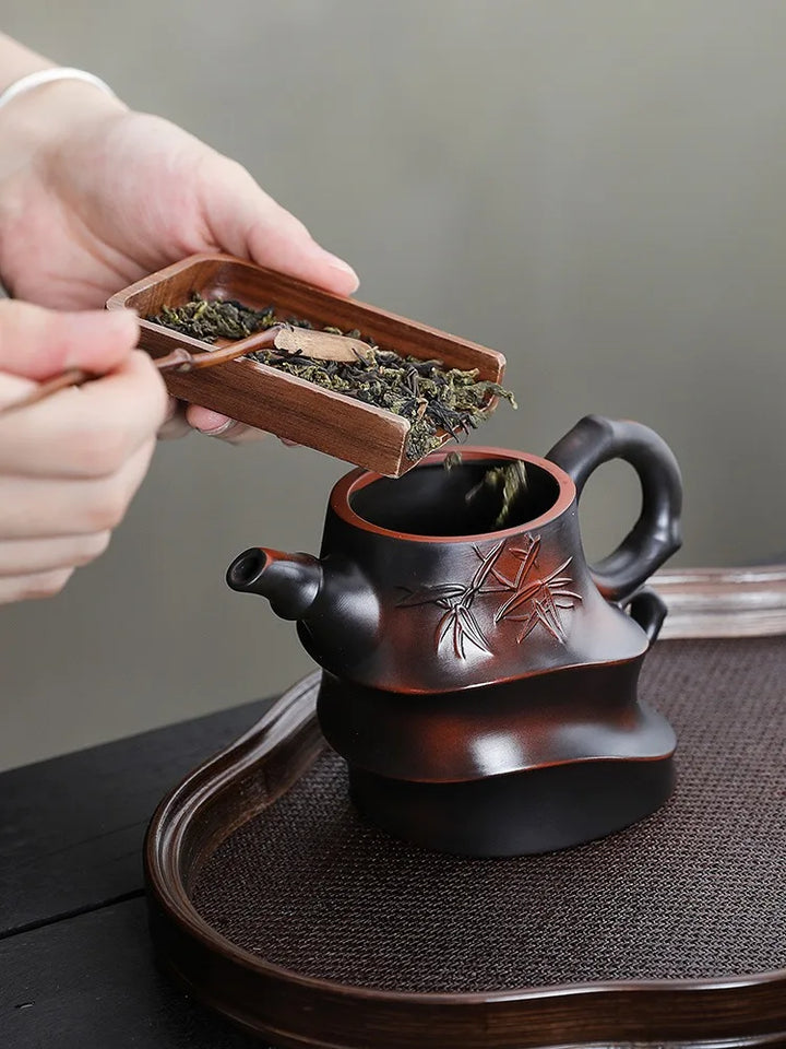 Théière Japonaise Inclinée Pratique