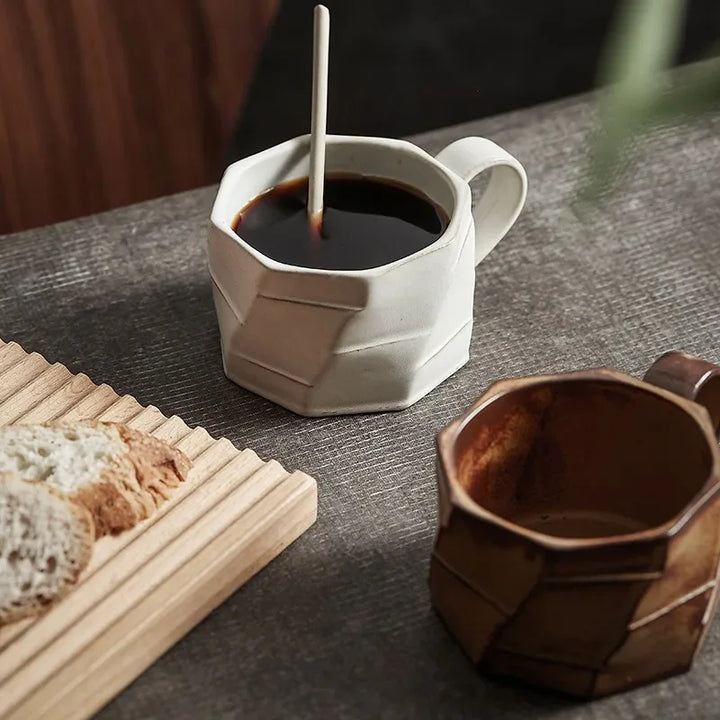 Tasse japonaise épurée moderne