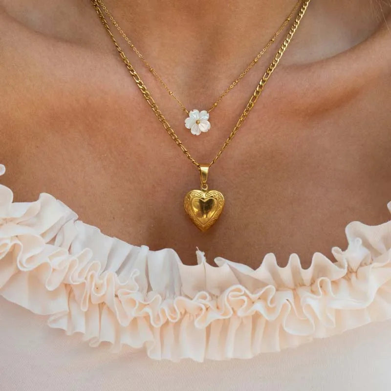 Collier fleur en acier japonais
