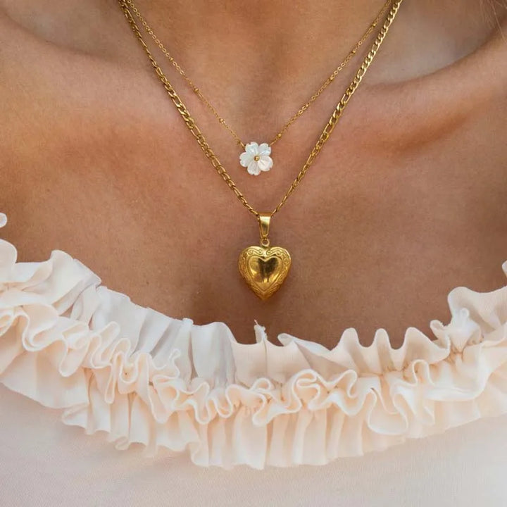 Collier fleur en acier japonais