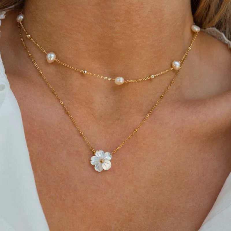 Collier fleur en acier japonais