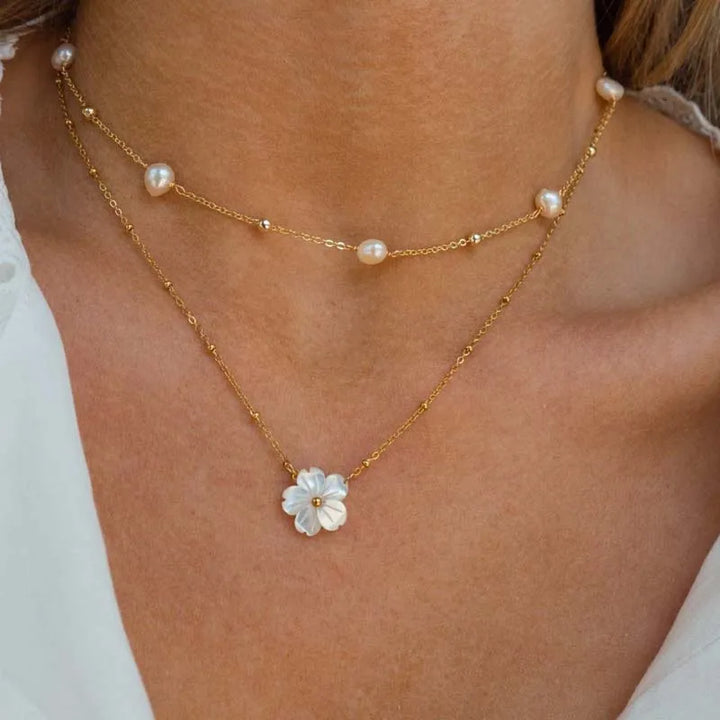 Collier fleur en acier japonais