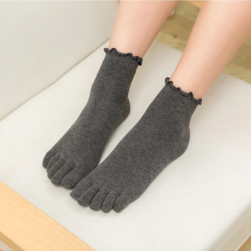 Chaussettes Japonaises Froufrous Grises Foncées