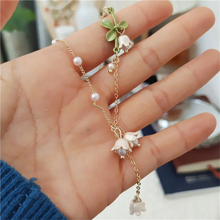 Collier perlé fleur muguet japonais