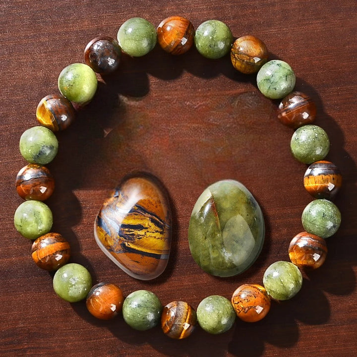 Japanese bracelet with green opal beads