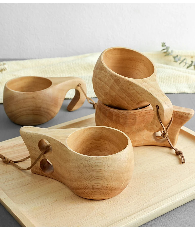 Tasse japonaise en bois épurée