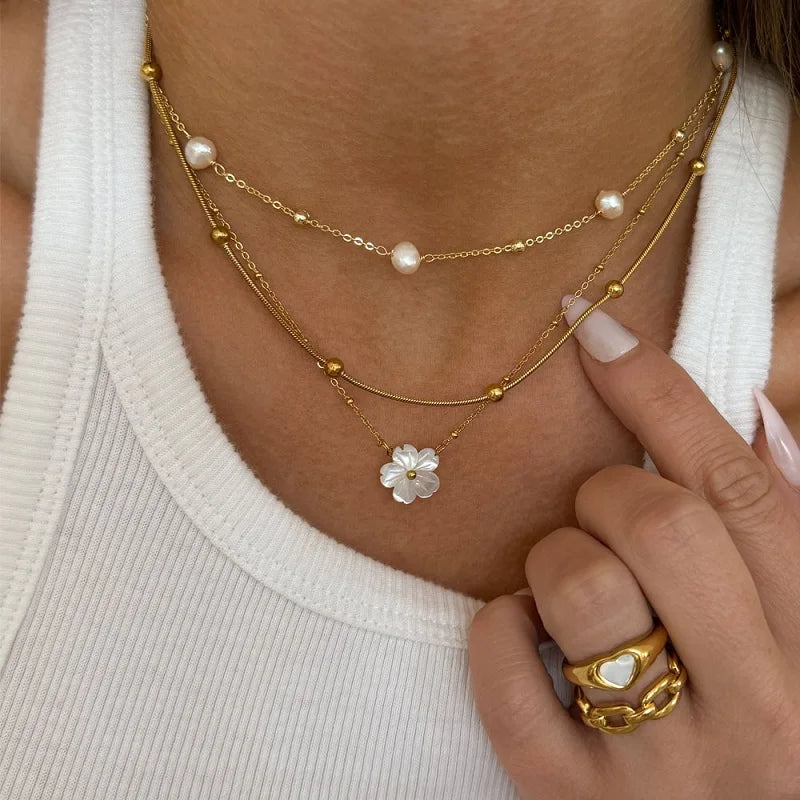 Collier fleur en acier japonais