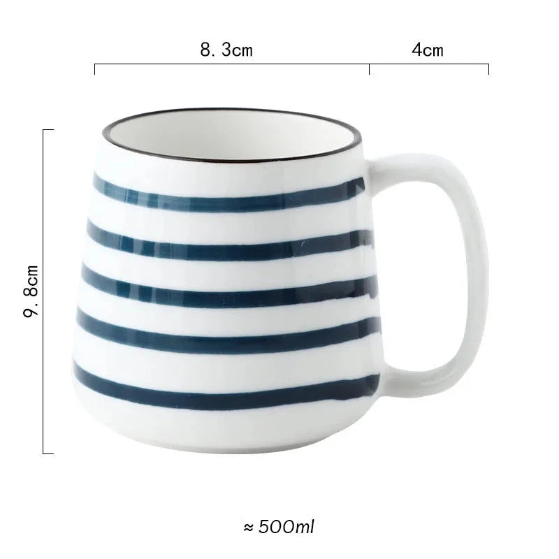 Tasse mit japanischem Muster