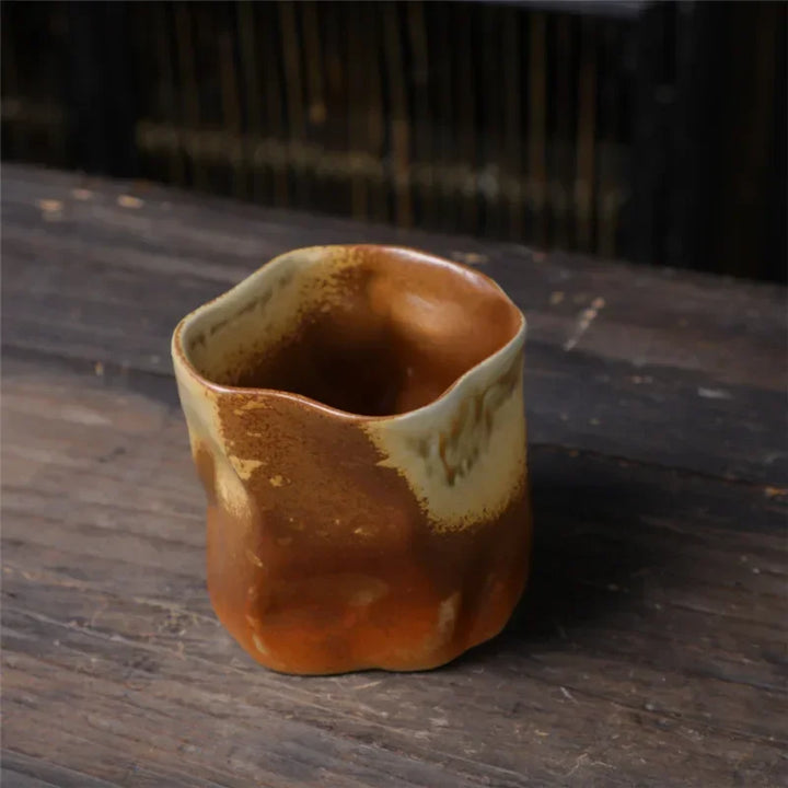 Tasse japonaise atypique
