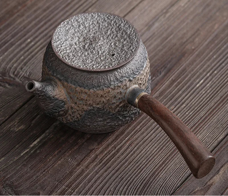 Théière Japonaise en Fer à Poignée Originale