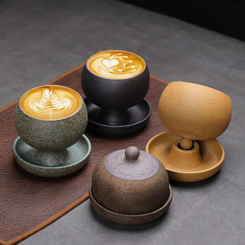Tasse japonaise à soucoupe