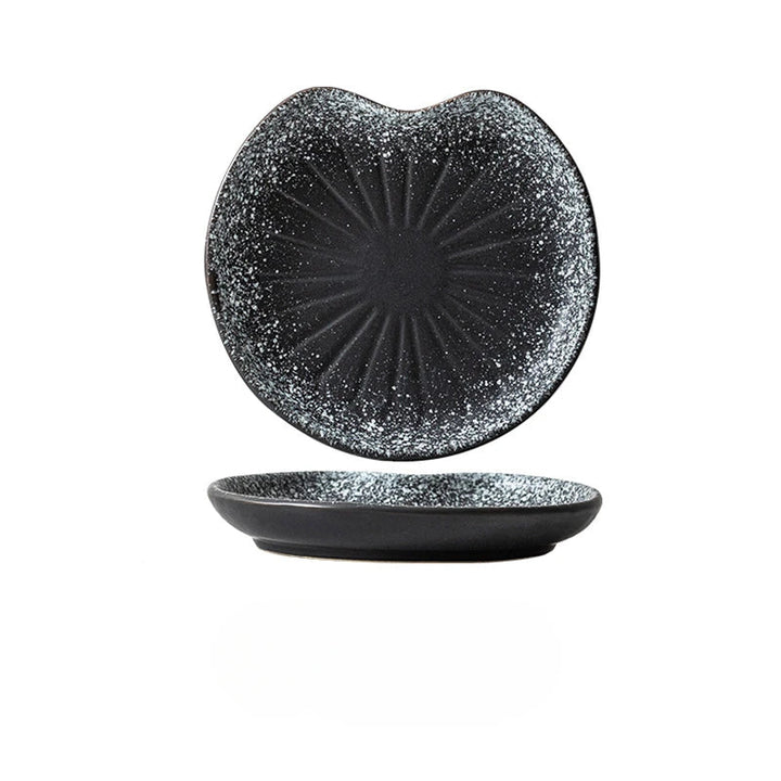 Assiette Japonaise Ronde Irrégulière Noir et Blanc