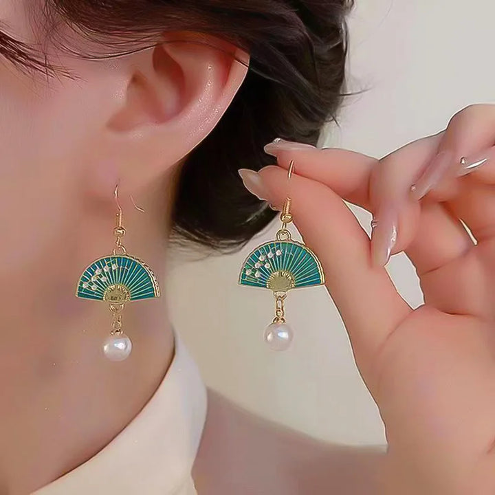 Boucle d’Oreille Japonaise Eventail Traditionnel Élégantes