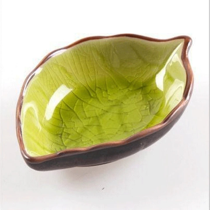 Japanese leaf-shaped bowl