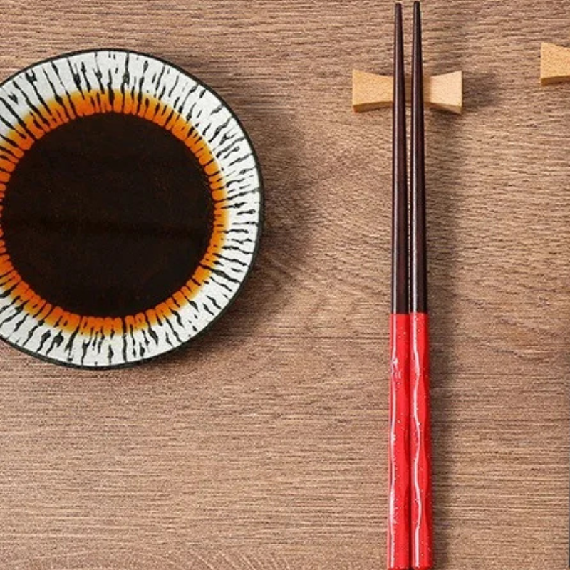 Baguette Japonaise en Bois Pointue 
