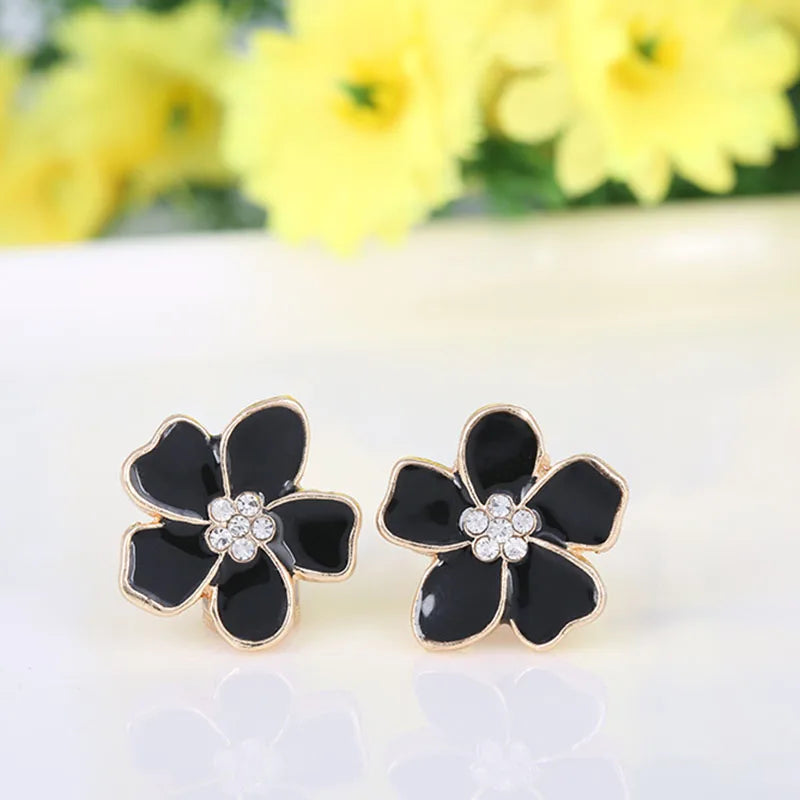 Boucle d'Oreille Japonaise fleur sans piercing noir