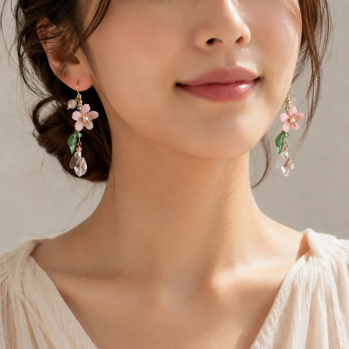 Boucle d'Oreille Pendante Sakura Rose Chic