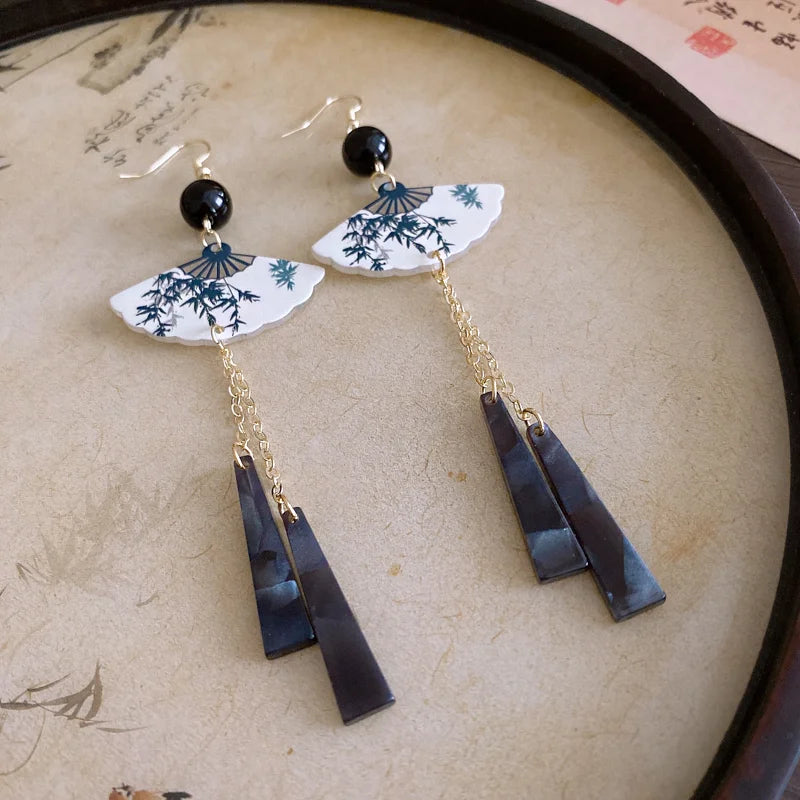Boucle d'Oreilles Japonaise Pendante Éventail Design
