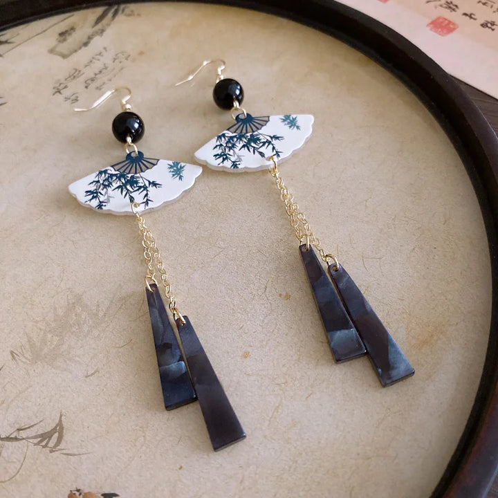 Boucle d'Oreilles Japonaise Pendante Éventail Design