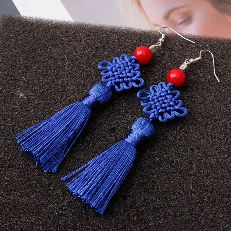 Boucle d'oreille japonaise nœud en soie tressée chic