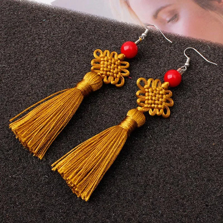 Boucle d'oreille japonaise nœud en soie tressée traditionnelle