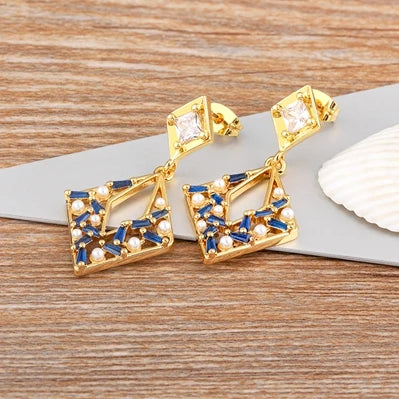 Boucles d'Oreilles Japonaises Perles de Zircon de qualité
