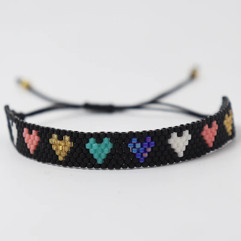 Bracelet Miyuki Motif Coeurs Noir