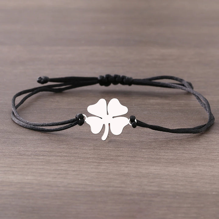 Bracelet japonais à breloque trèfle argent