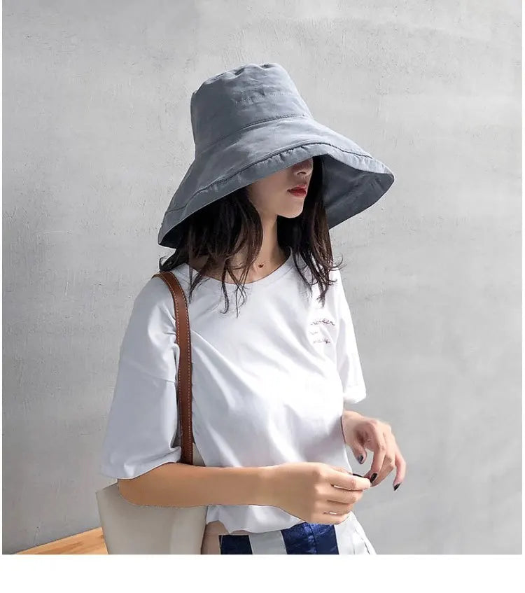 Chapeau Japonais à Large Bord Gris
