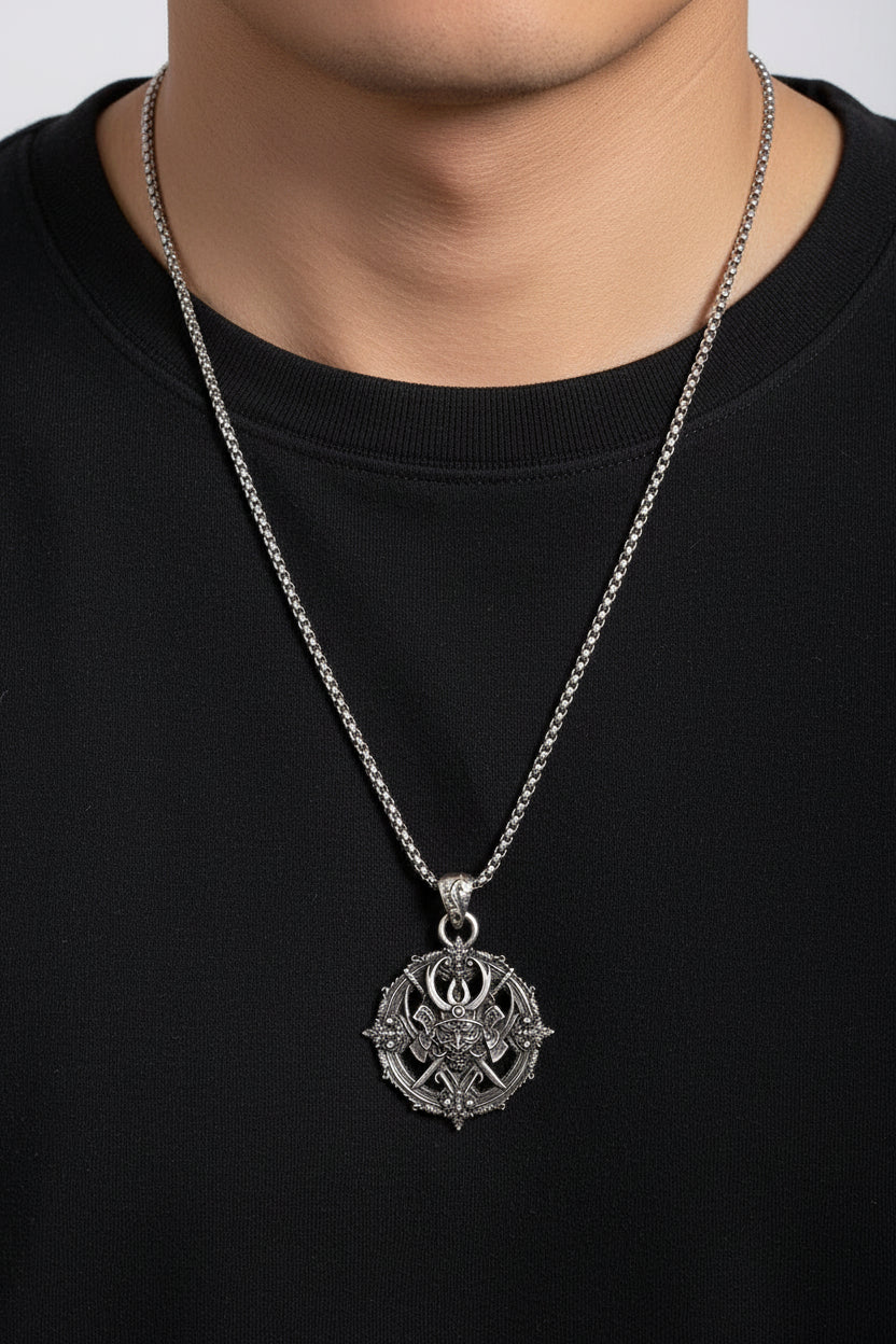 Collier Gothique Japonais