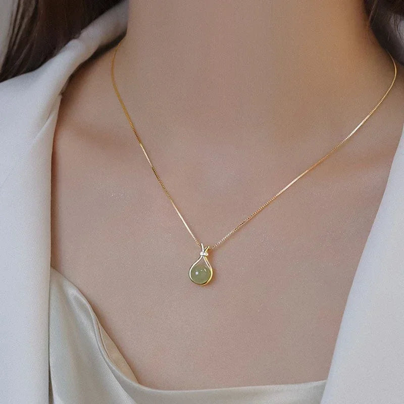 Collier Japonais Jade en Acier doré