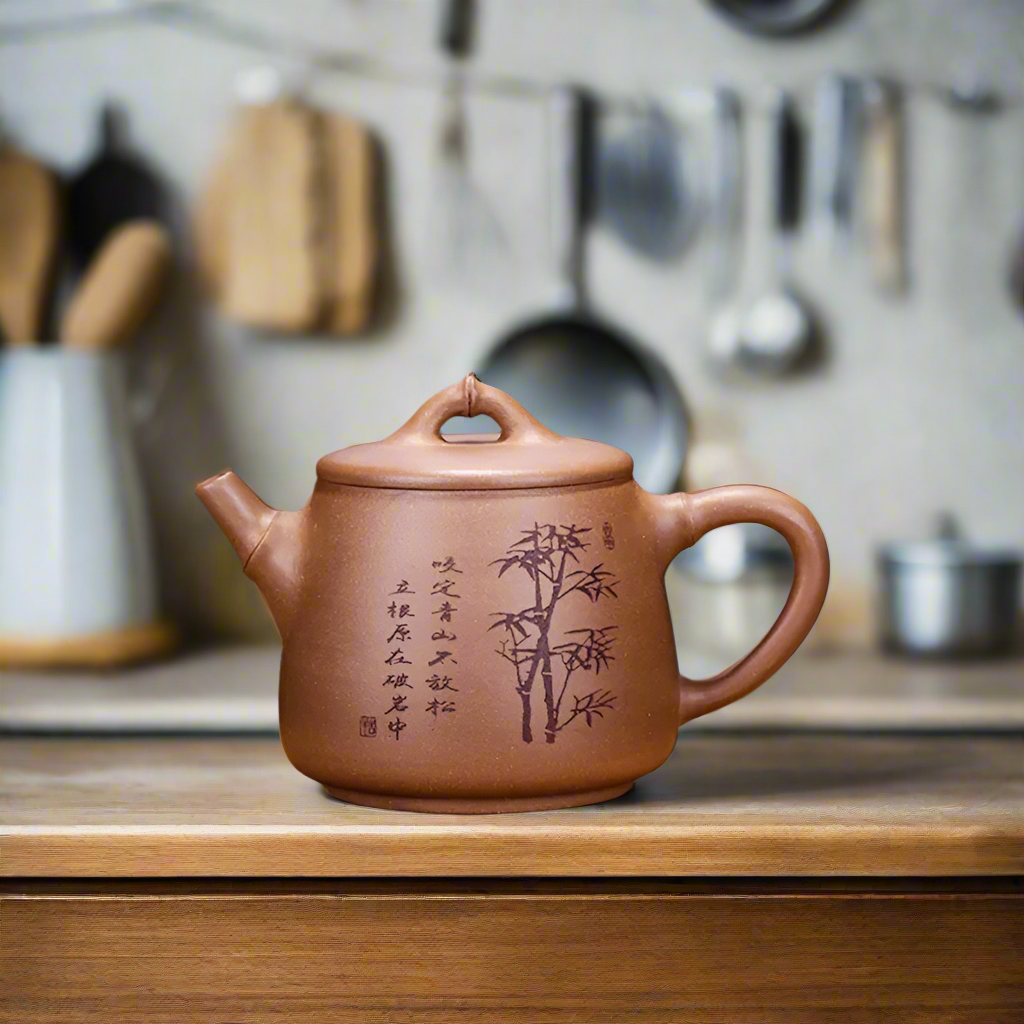 Teekanne im japanischen Bambus-Design