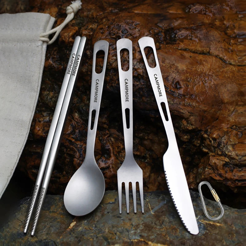 Ensemble de Couverts de Camping