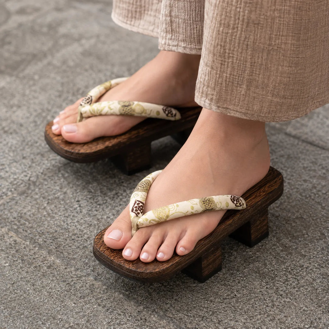 Geta Japonaise Blanc et Or