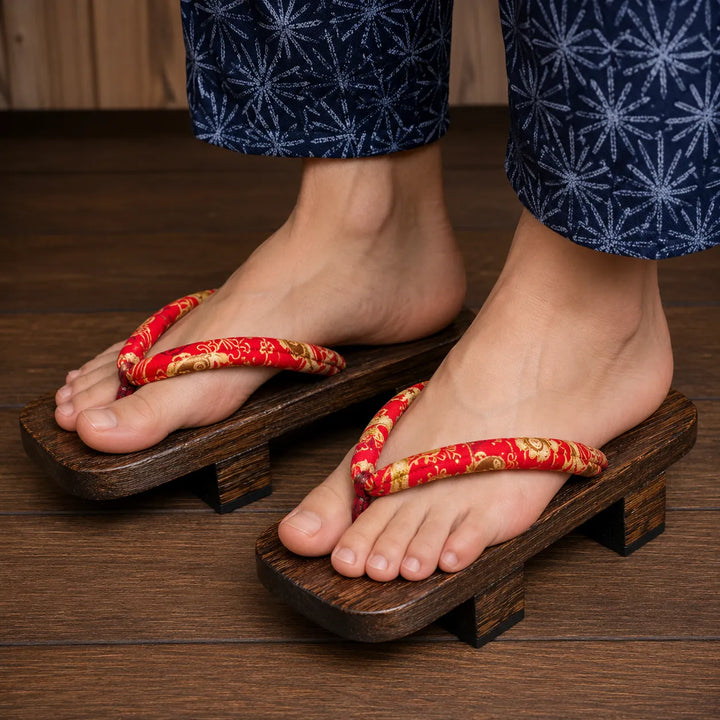 Geta Japonaise Rouge et Doré