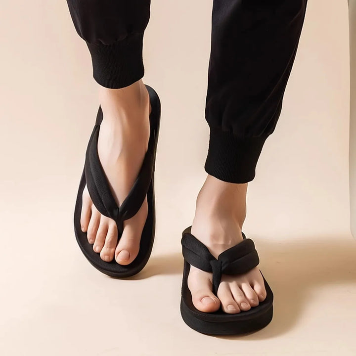 Geta Japonaise Souple Minimaliste Noir